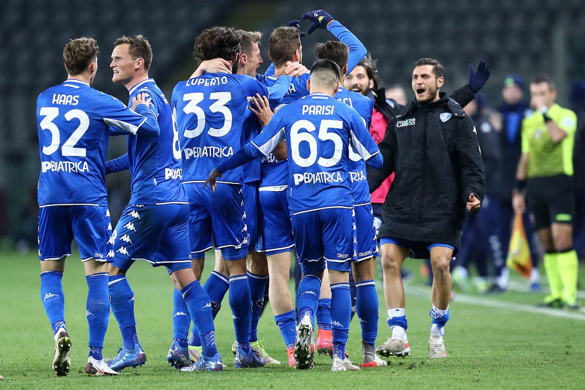 曼球员出战 曼球员出战