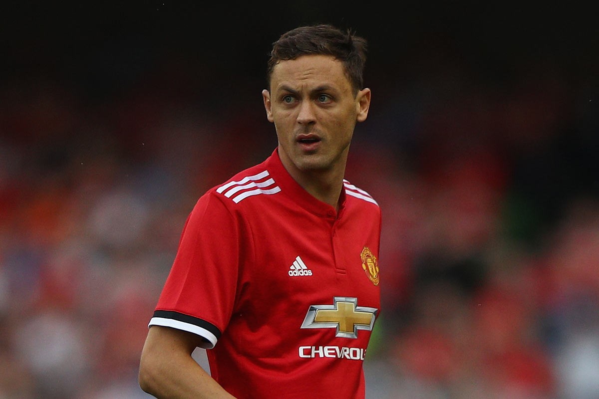 队的表现奠 队的表现奠